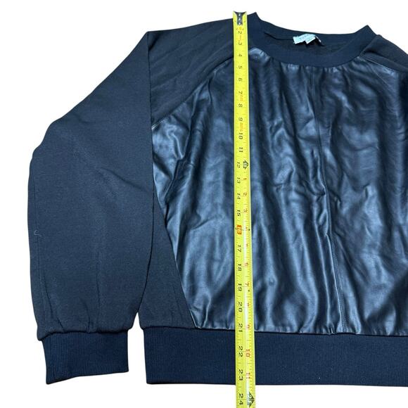 Evereve Faux Leather Women's Sweatshirt Black Large Gothic Metal Witchy Goth - Picture 10 of 10